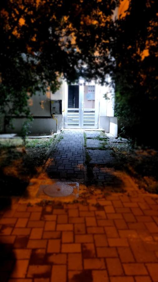Maxx Lake Apart Bacău Zewnętrze zdjęcie