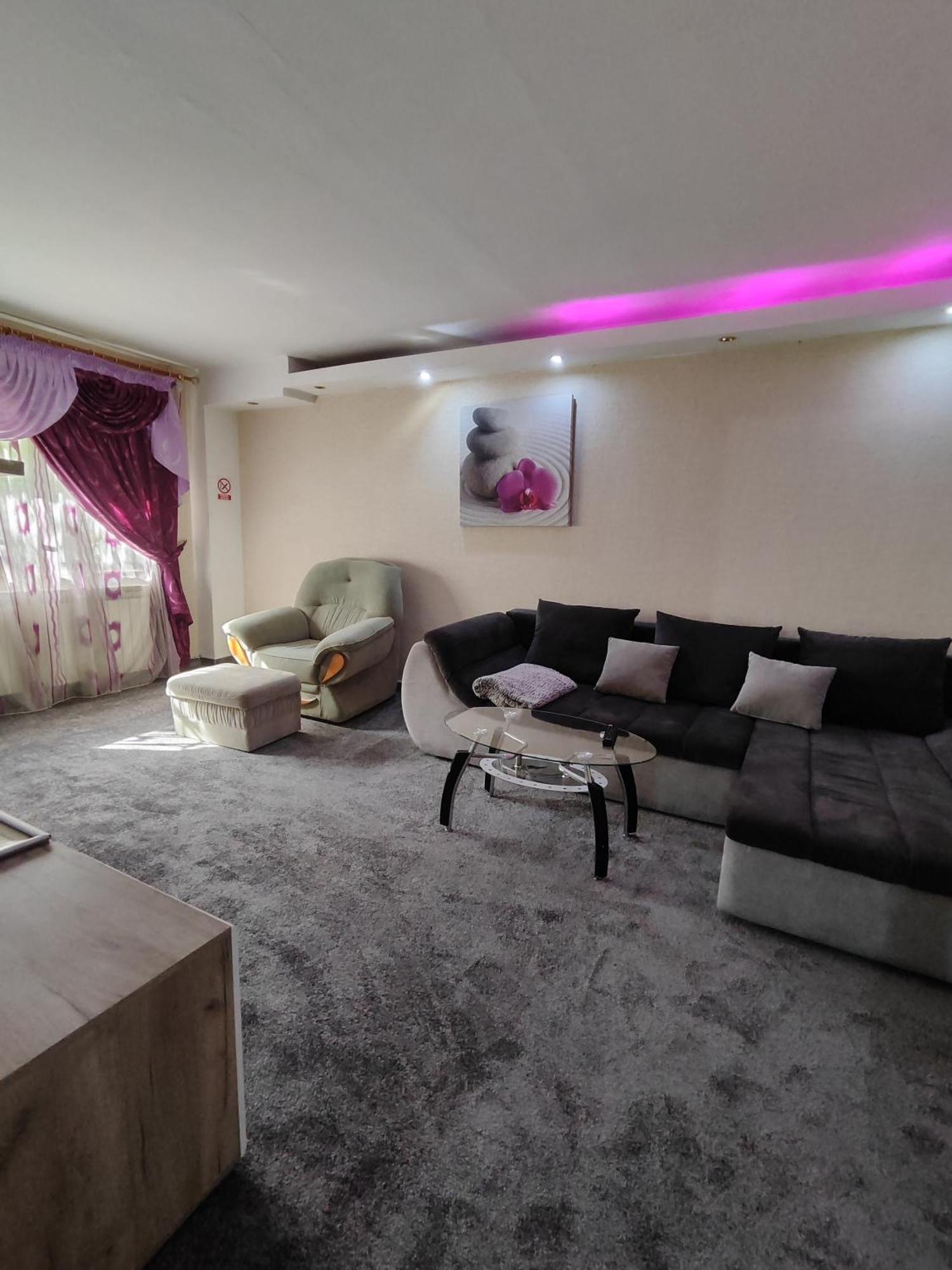Maxx Lake Apart Bacău Zewnętrze zdjęcie